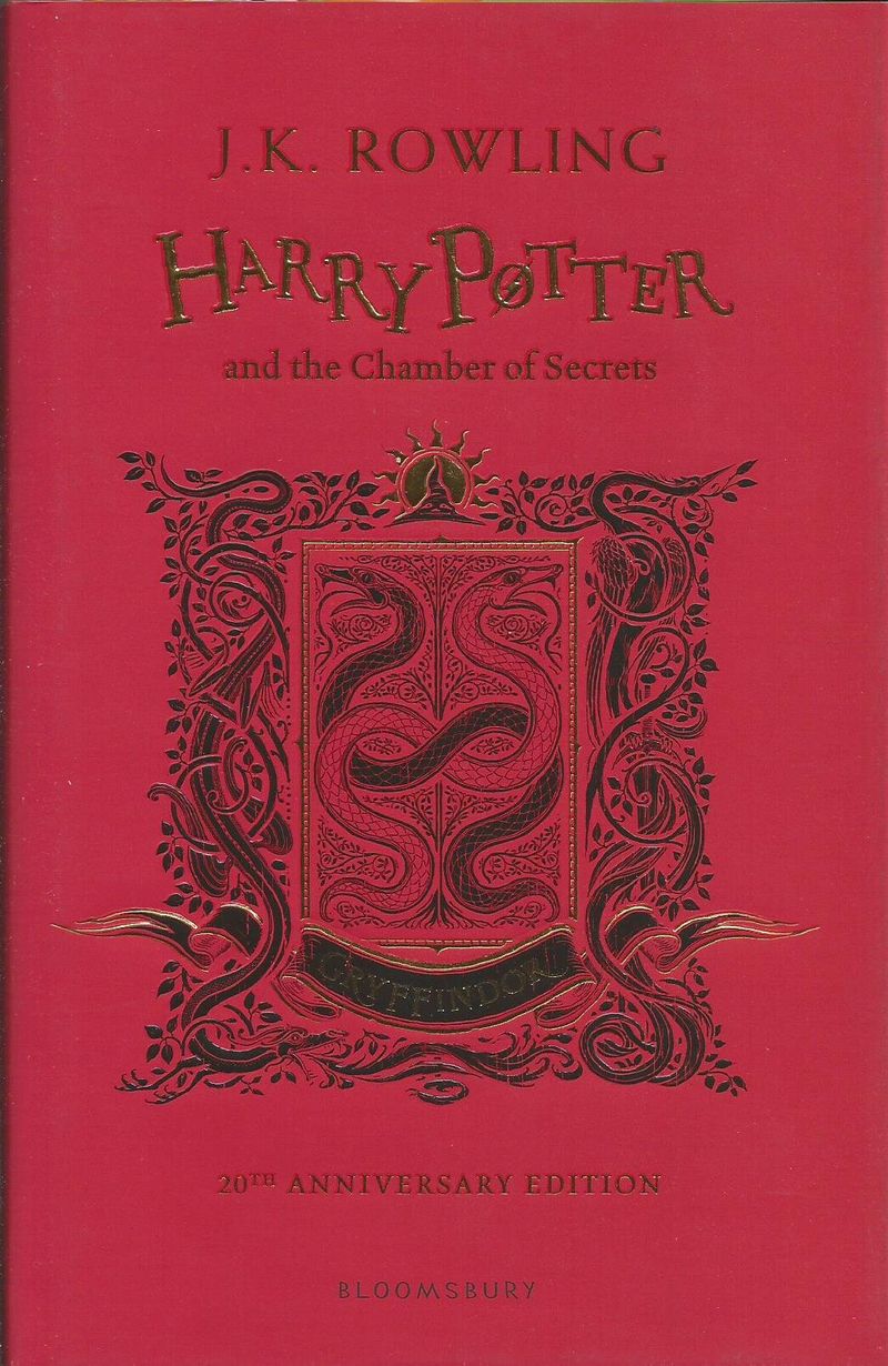HARRY POTTER 2 THE CHAMBER OF SECRETS Gryffindor Kel Ediciones