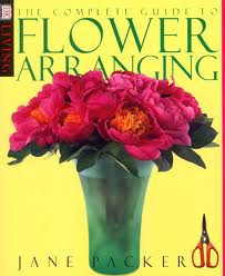 COMPLETE GUIDE TO FLOWER ARRANGING, THE